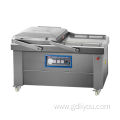 Automatic vacuum packing machine